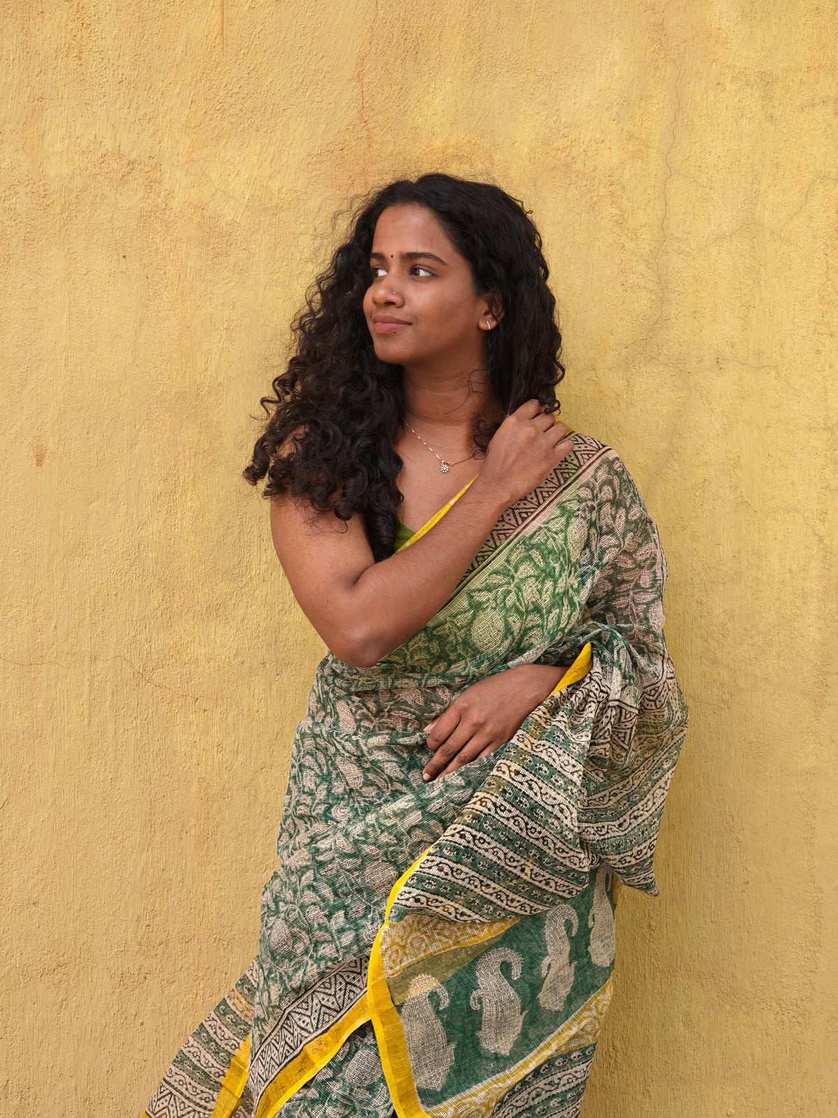 Nila Green floral