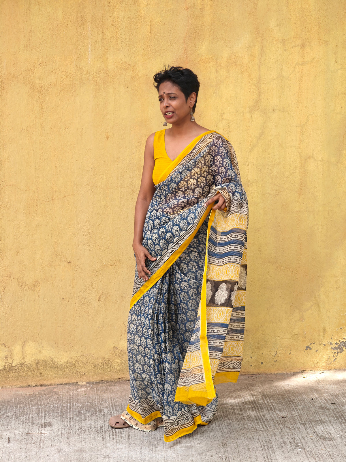 Nila -Mustard border