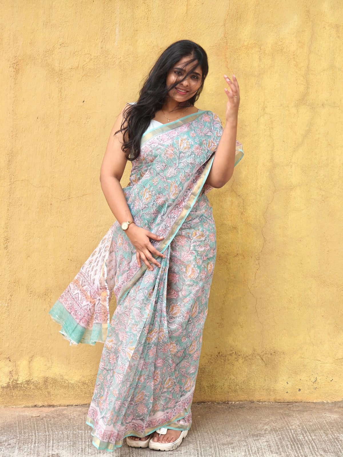 Nila - Teal border